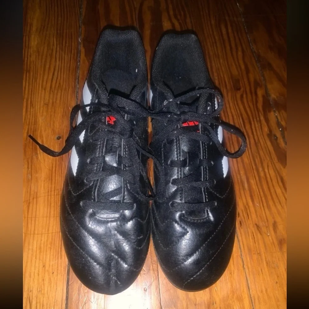 Adidas Men's Black and White Athletic Shoes